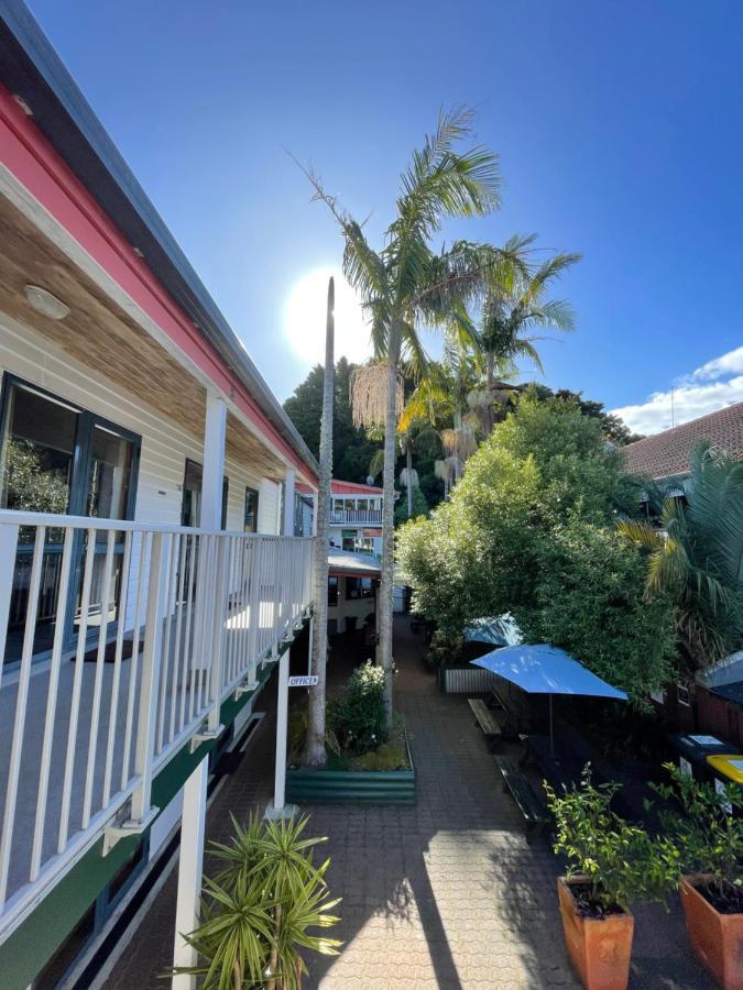 Peppertree Lodge & Backpackers Paihia Bagian luar foto